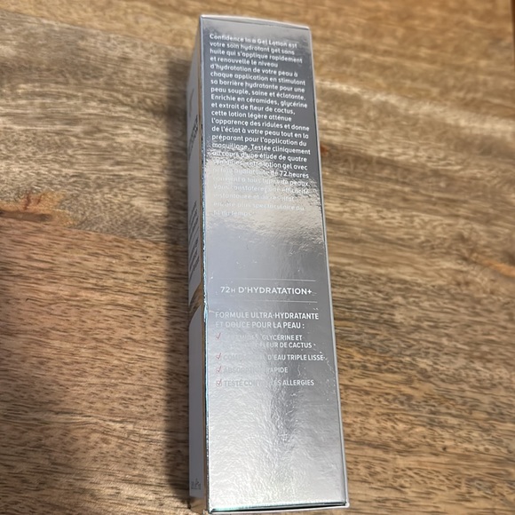 IT Cosmetics Confidence in a Gel Lotion - Picture 5 of 5